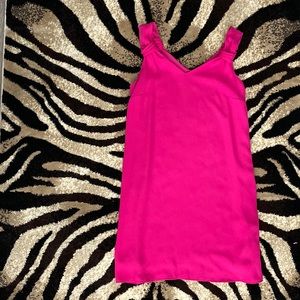Cute little pink dress by Adrienne Vittadini! Easy on/off! Size XS